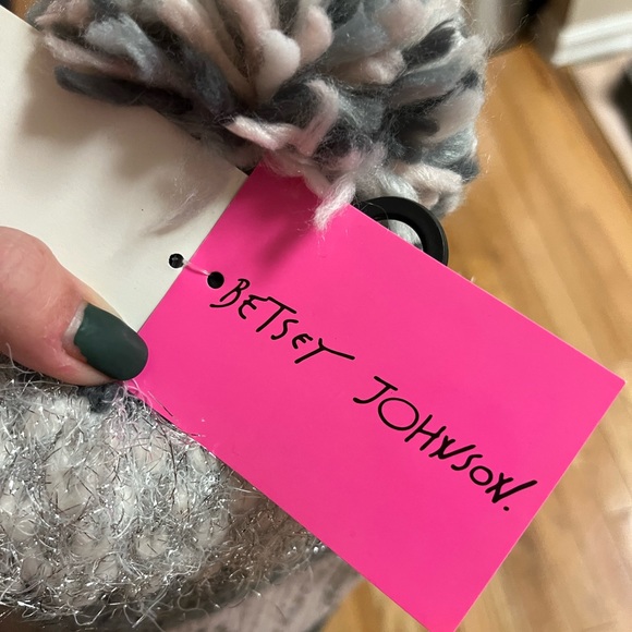 Betsy Johnson Hat - Picture 5 of 6